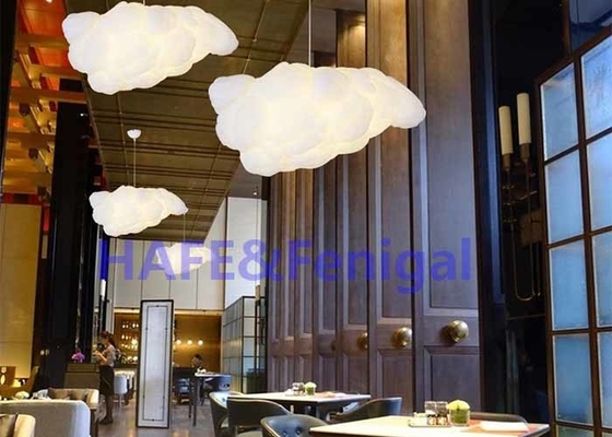 Decorazione d'accensione gonfiabile di galleggiamento 10mm2 220V della nuvola di tendenza di modo